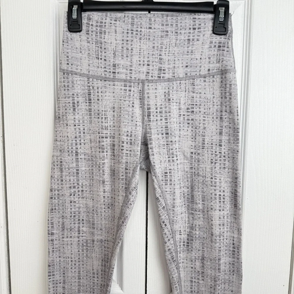 Lululemon Align Gray‎ Space Dye Leggings Size 6 High Rise
